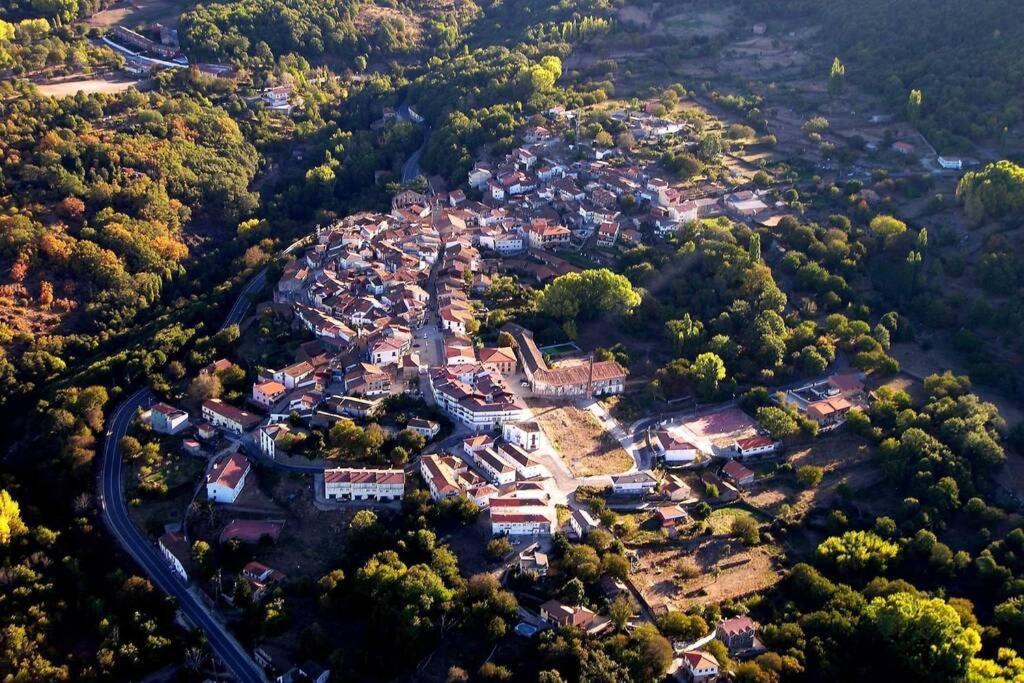 Apartament El Bosque De Los Romanos Puerto de Béjar Zewnętrze zdjęcie