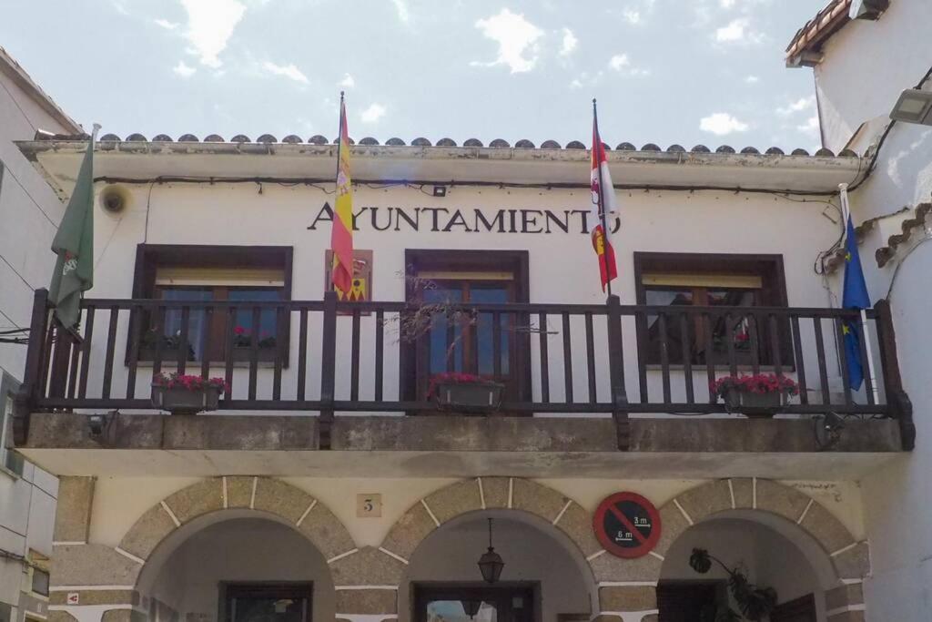 Apartament El Bosque De Los Romanos Puerto de Béjar Zewnętrze zdjęcie