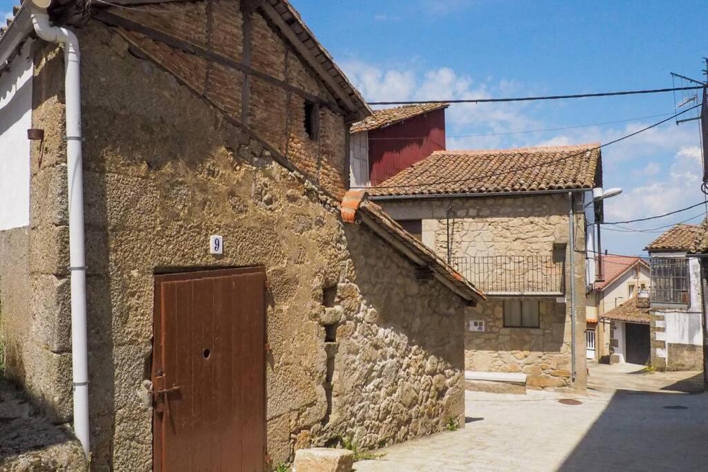 Apartament El Bosque De Los Romanos Puerto de Béjar Zewnętrze zdjęcie