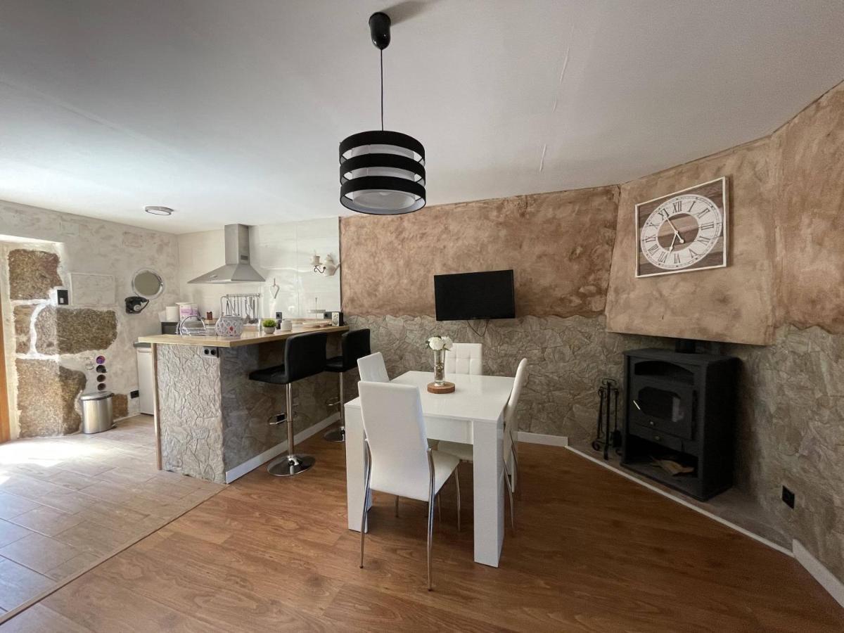 Apartament El Bosque De Los Romanos Puerto de Béjar Zewnętrze zdjęcie