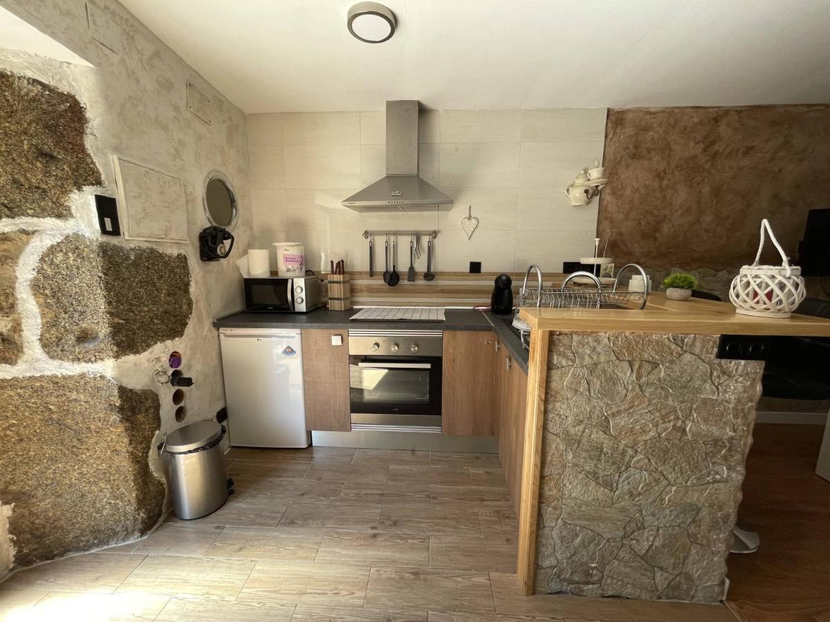 Apartament El Bosque De Los Romanos Puerto de Béjar Zewnętrze zdjęcie