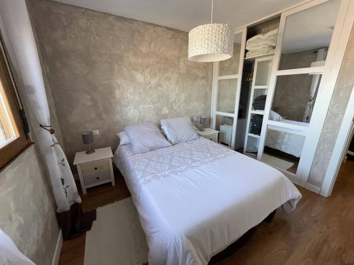 Apartament El Bosque De Los Romanos Puerto de Béjar Zewnętrze zdjęcie