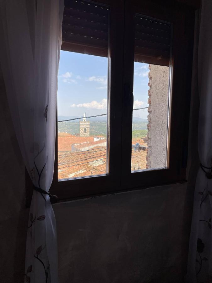 Apartament El Bosque De Los Romanos Puerto de Béjar Zewnętrze zdjęcie
